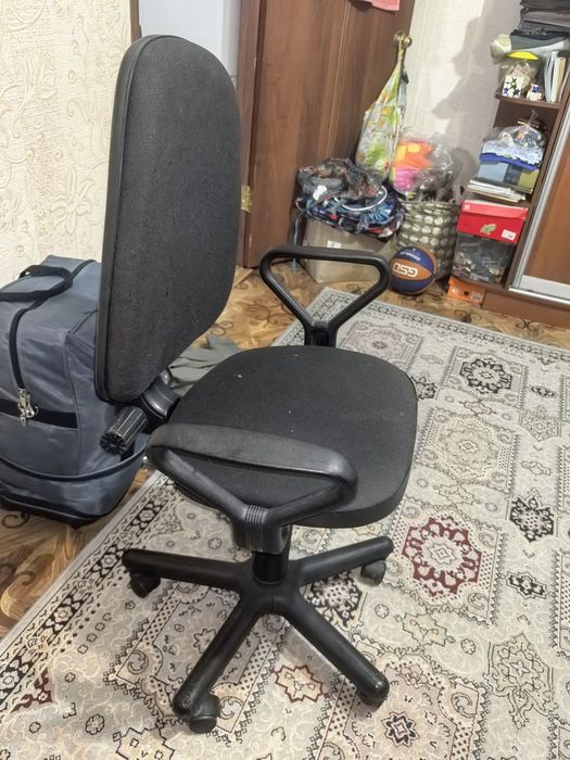 Продал кресло удобное