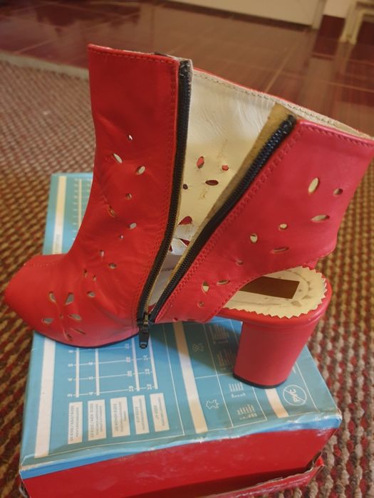 Pantofi piele  făcuți la comandă