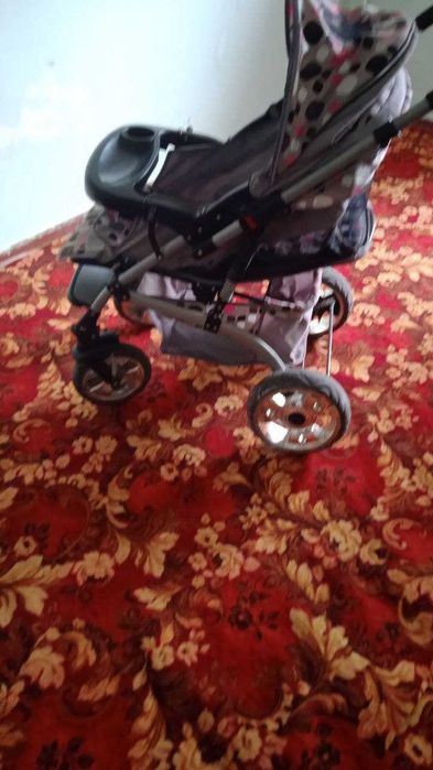 kolyaska sotuv uchun