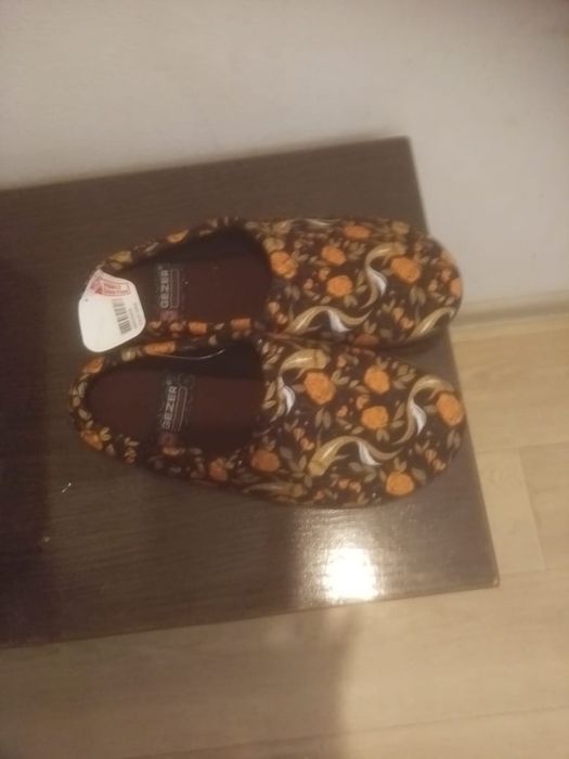 Продам туфли женские