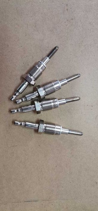 Bujie incandescenta FIAT 315 415 580 550 ETC 12v 24 v Bujii fiat