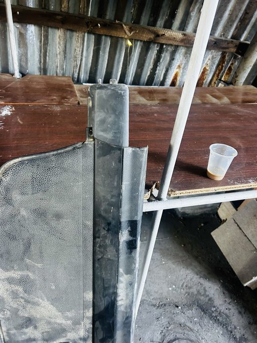 Щора за багажник  VW Passat 6/7