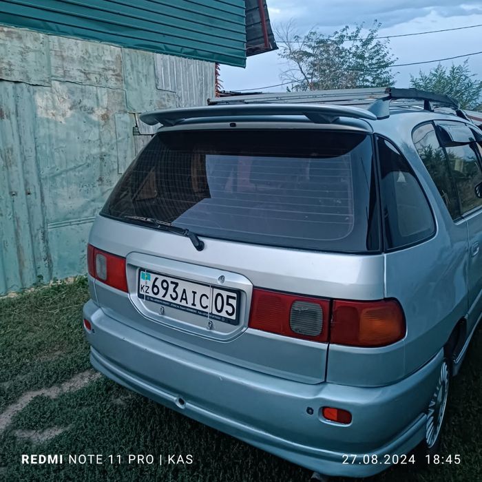 Продам Тойота Ипсум