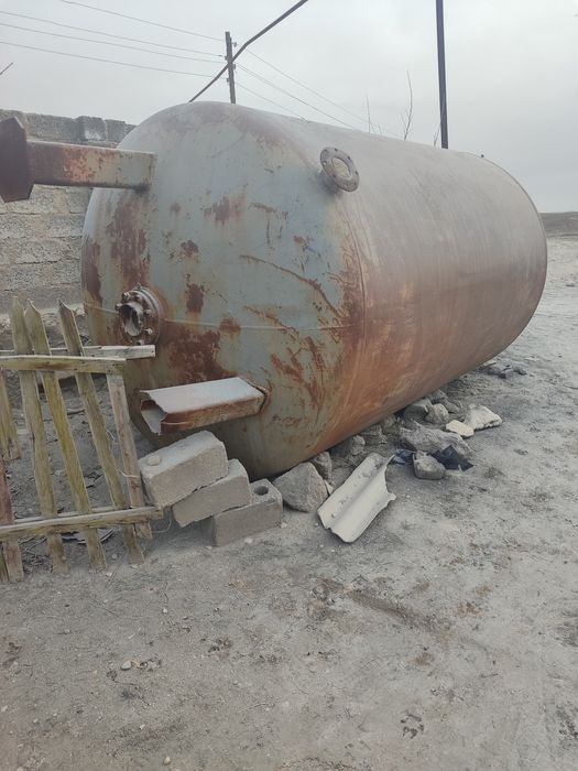 Ressiver bochka sotiladi