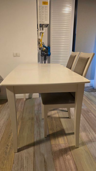 masa alba MDF  extensibila pana la 10 persoane