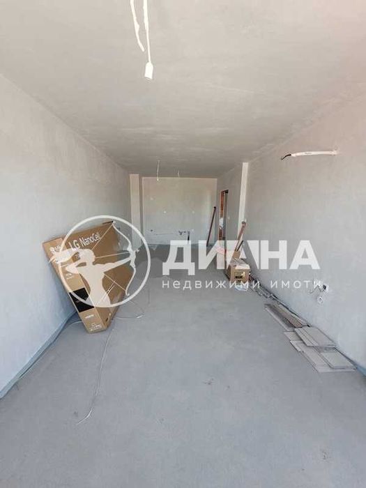 Продава се Двустаен апартамент в Пловдив, Кършияка - 70 кв.м за 1572 €/кв.м - Снимка #1