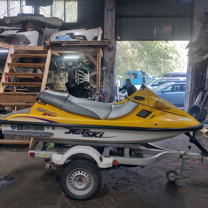 Кавасаки STX 900