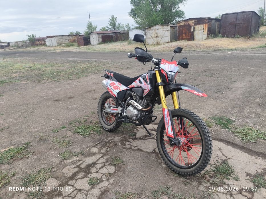 Продаю мотоцикл эндуро