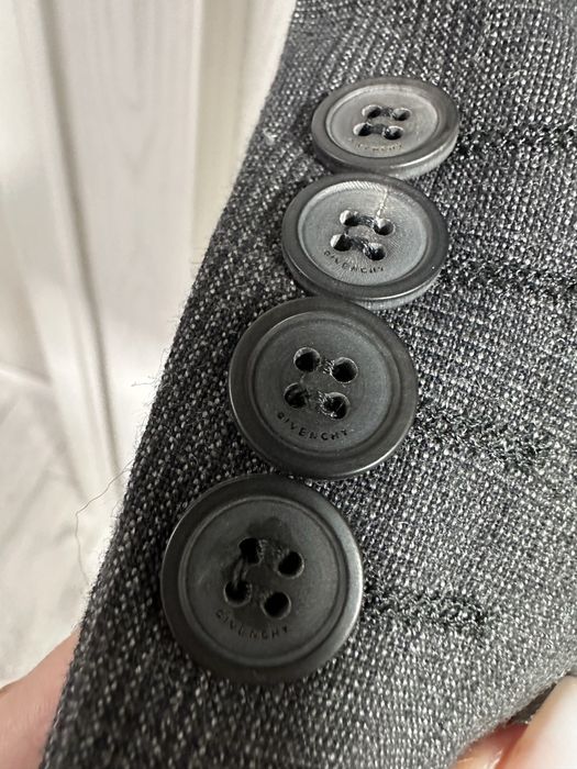 Костюм Givenchy оригинал