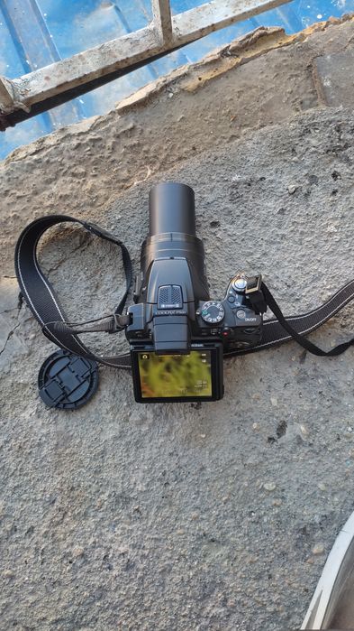 Nikon Coolpix P500