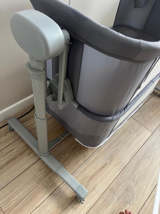 Детская кроватка до трех лет.