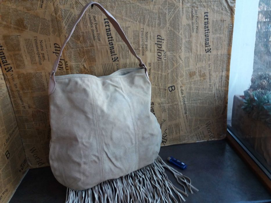 дамска чанта,велурена торба с ресни-естествен велур,кожа