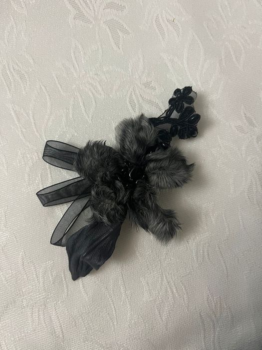 Броши из натуральных материалов