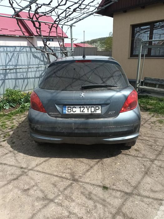 Peugeot 207 1.4 benzina