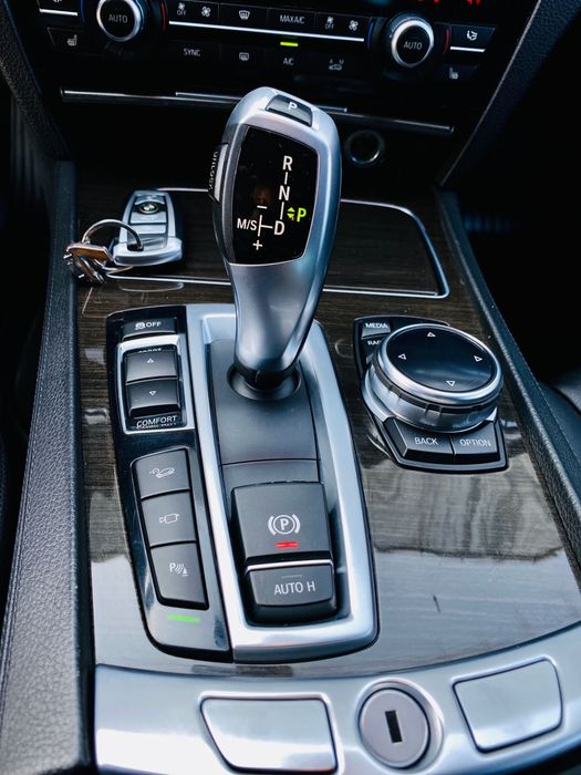BMW 7 Series 2014 — imagine 5
