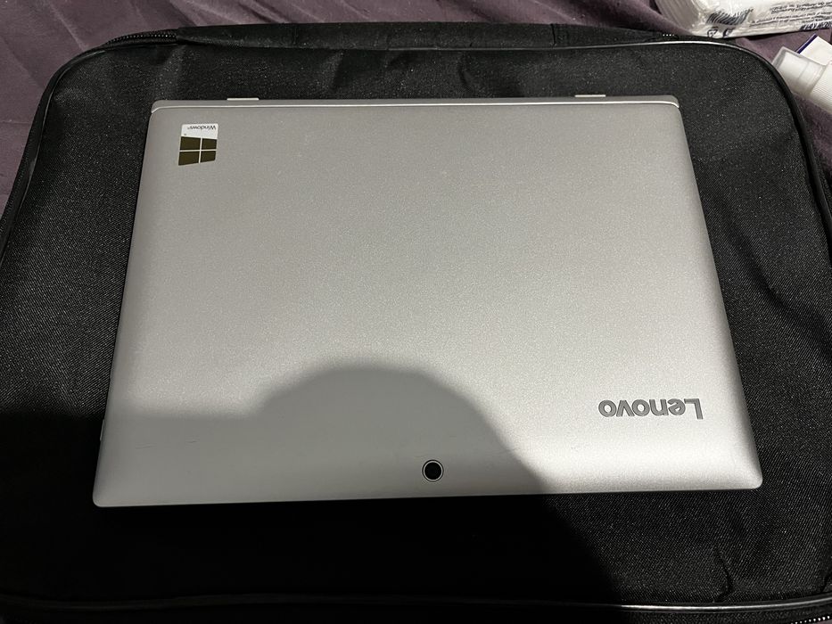 Лаптоп 2в1 Lenovo Miix 320-10ICR – 10.1” Touch, 4GB/64GB, Windows 10