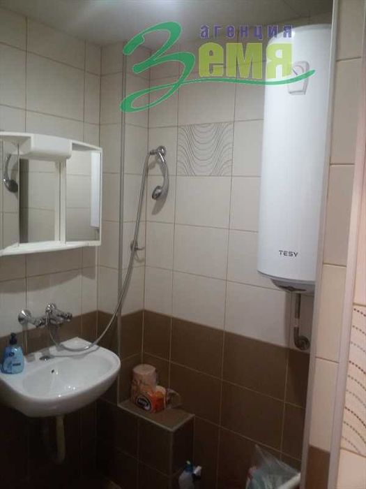 Дава се под наем Едностаен апартамент в Стара Загора, Център - 32 кв.м за 204 € - Снимка #2