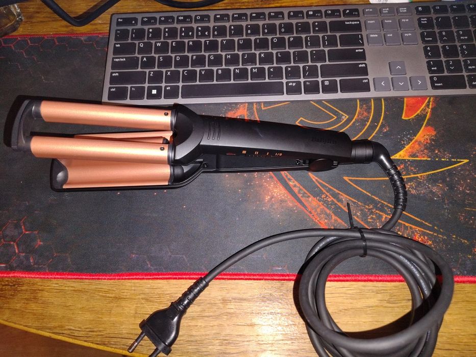Ondulator triplu Babyliss