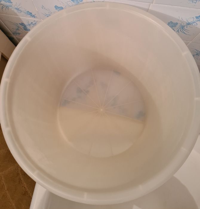 Бак пластиковый (40 литров)