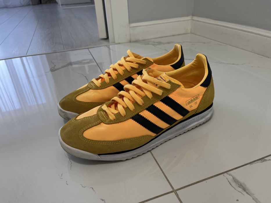 Продам оригинальные кроссовки adidas SL-72