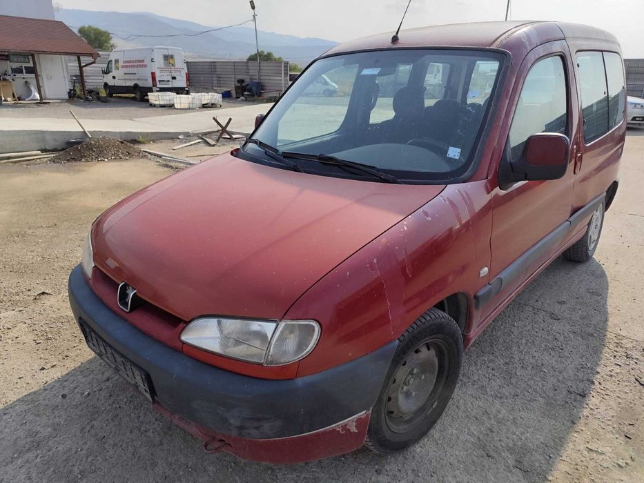 Peugeot Partner 2.0HDI - 90к.с - 2001г. на части