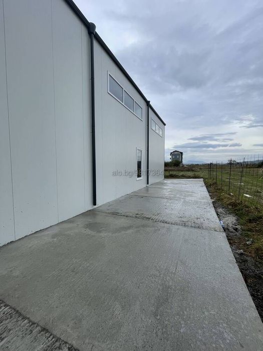 Дава се под наем Склад в Благоевград, Втора промишлена зона - 450 кв.м за 1530 € - Снимка #9