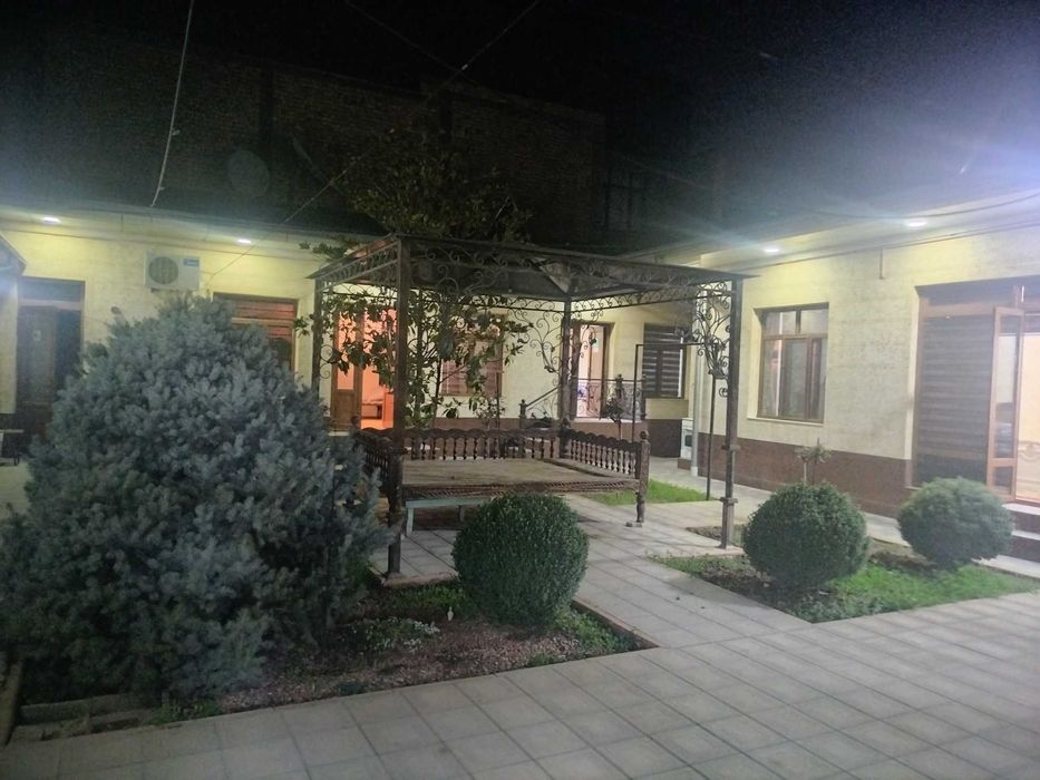 Хотин-қизларга HOSTEL