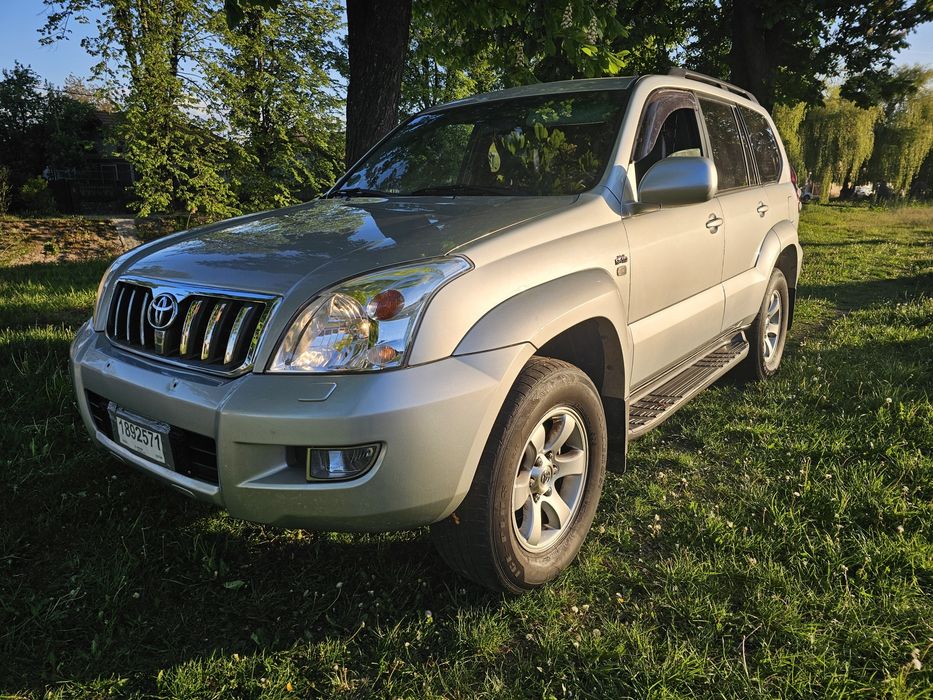 Toyota Land Cruiser 3.0 diesel//Automata! Autoutilitara N1// 283.000 kilometrii!!!
