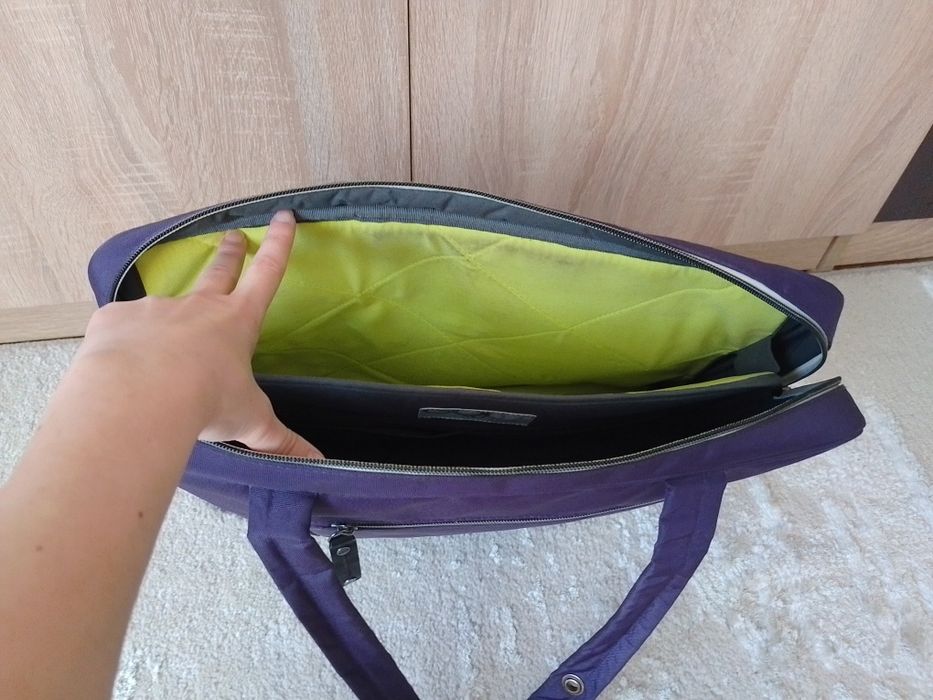 Чанта за лаптоп марка Golla