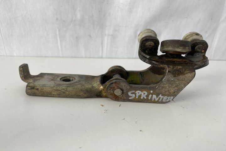 Element ghidare usa culisanta 9017601347 Mercedes-Benz Sprinter prima