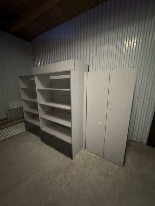 Продам стелажи количество 7 штук