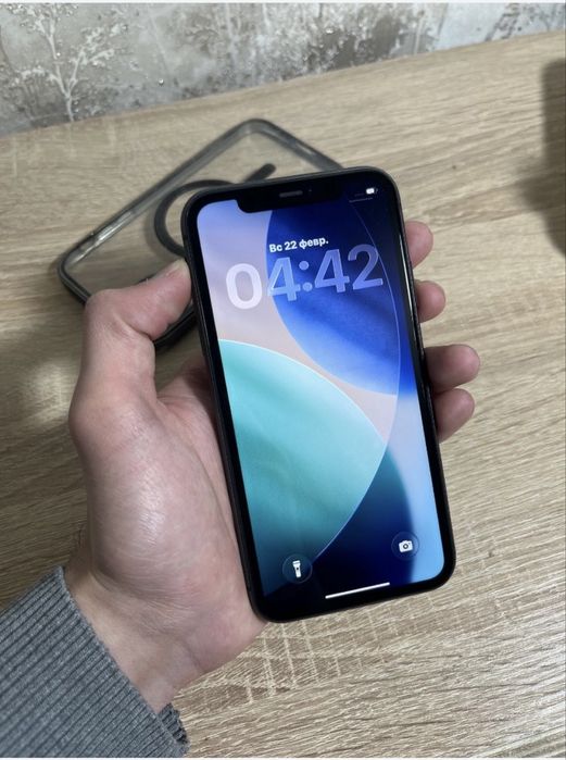 Iphone 11 128гб эмкость 76