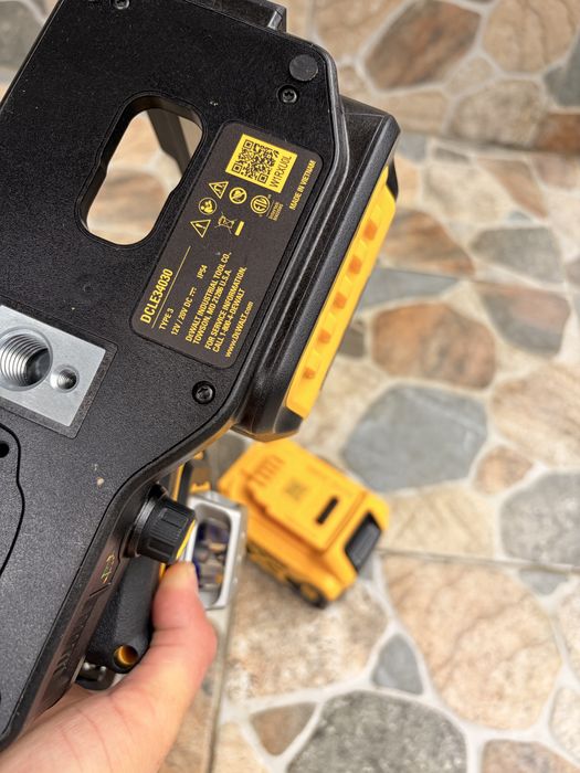 Nivelă laser 360 Dewalt 2026