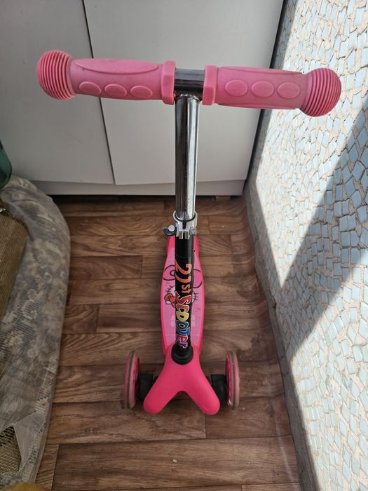 Продам детский самокат