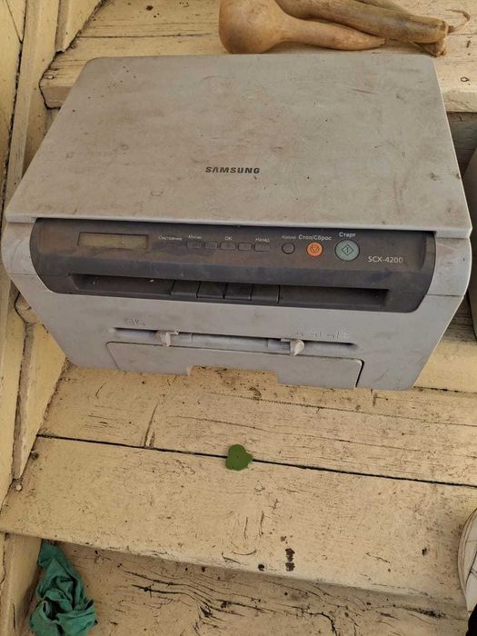 Продам принтер 2 разные рабочие