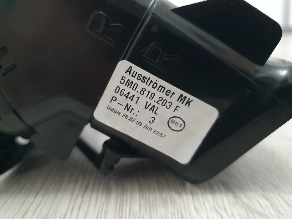 Grila ventilatie spate VW Golf 6 plus, 5M0 819 203 F