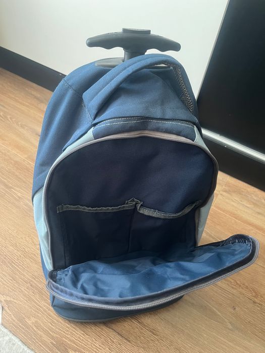 Ученическа раница с колелца