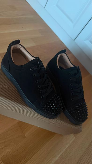 Christian Louboutin Black Spikes Femei Marimea 37