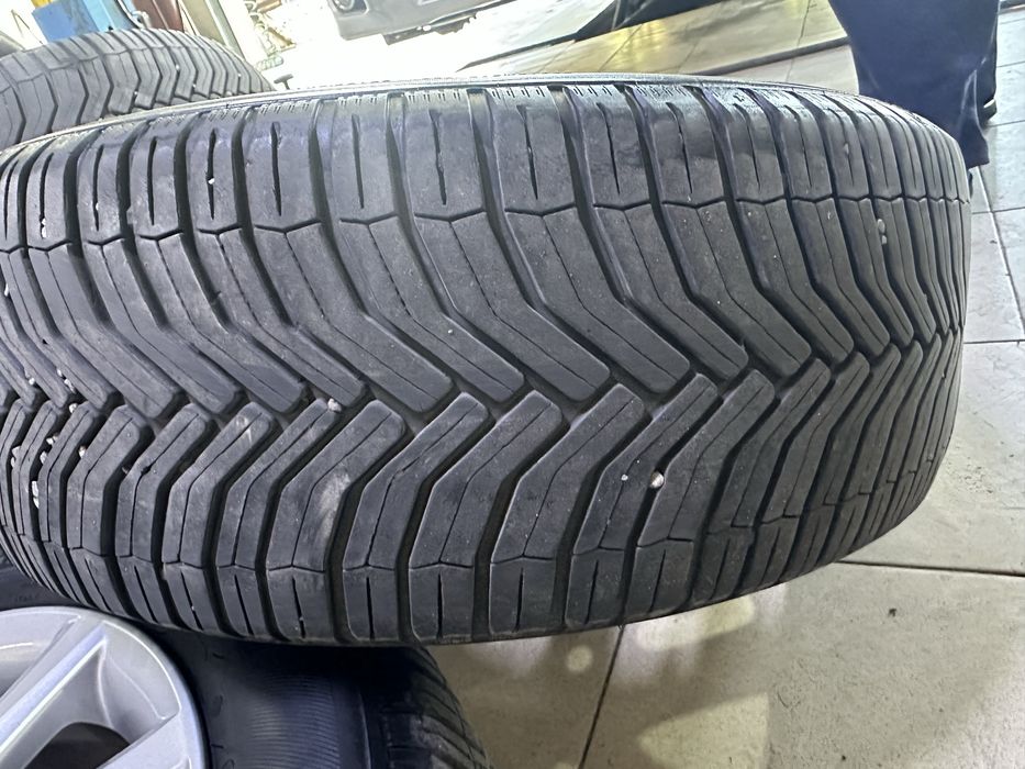 Продам резину Michelin