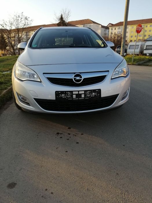 Opel Astra J,Diesel ,Break,Schimb cu teren