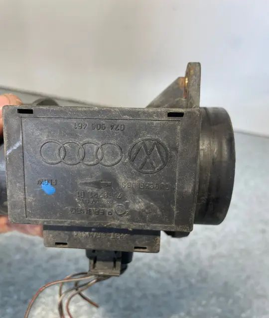 Debitmetru aer Audi A4 1996 1.9 TDI MT (110 hp)