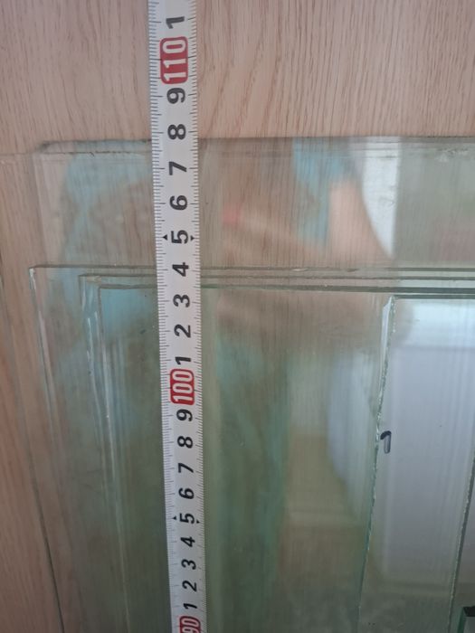 Продам  стекло 5 мм