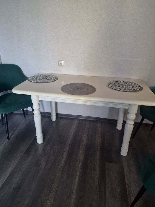 Продам стол 150 см./80 см