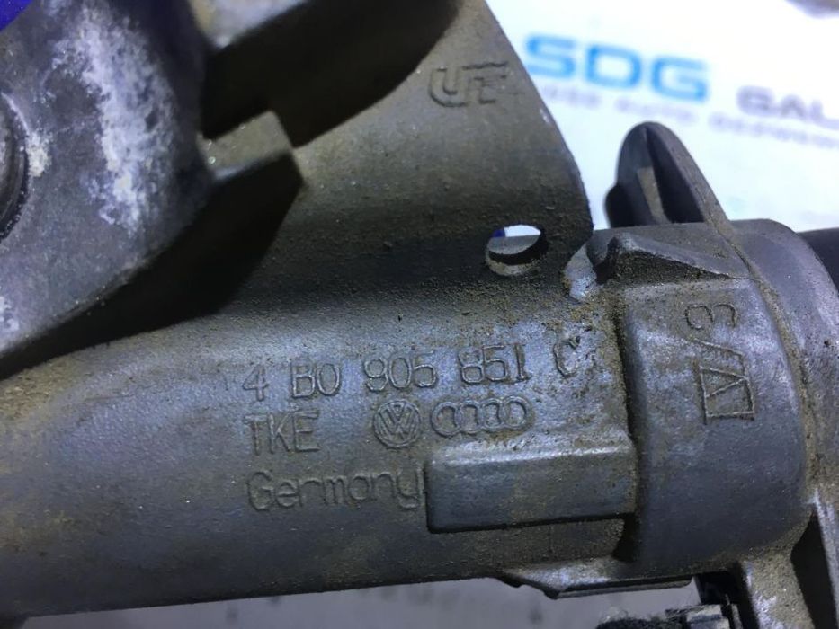 Butuc Contact Cu Cheie Seat Toledo 1998 - 2005 COD : 4B0 905 851 C / 4B0905851C