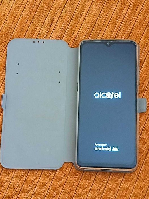 Продавам Alcatel 3X  – 64GB, 4GB RAM