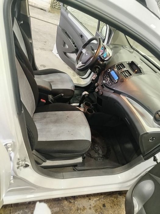 Продам автомашина chevrolet spark последный позиция