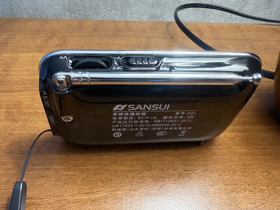 Радио SANSUI F21