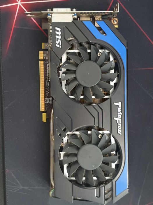 Продавам 2 броя - NVIDIA GTX 660ti DDR5 2GB