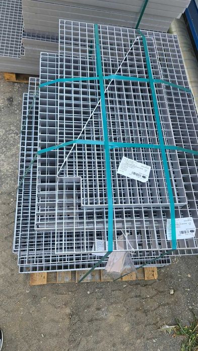 Поцинкована решетъчна скара (гитерост)–английски двор,готова за монтаж
