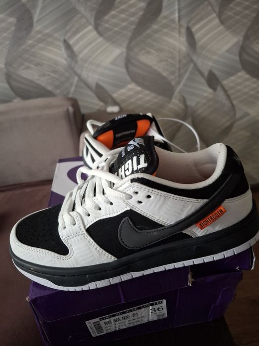 Кроссовки  новые 36